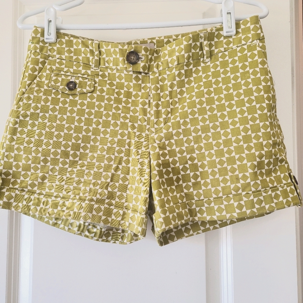 Banana Republic Bermuda shorts